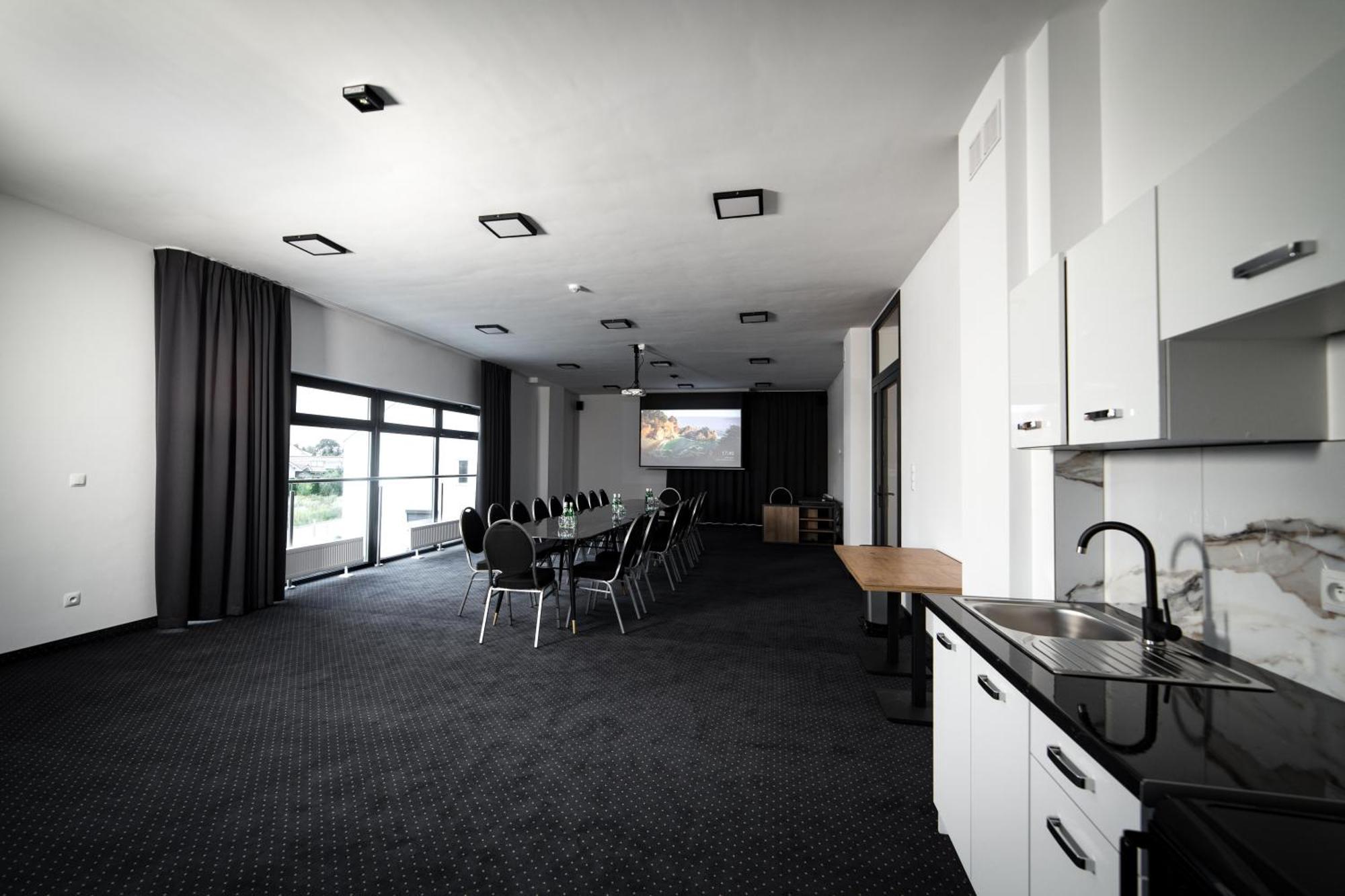 Poludnik Park Boutique Hotel Conference&Spa 斯塔加德什切青 外观 照片